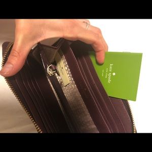 NWT KATE SPADE WALLET